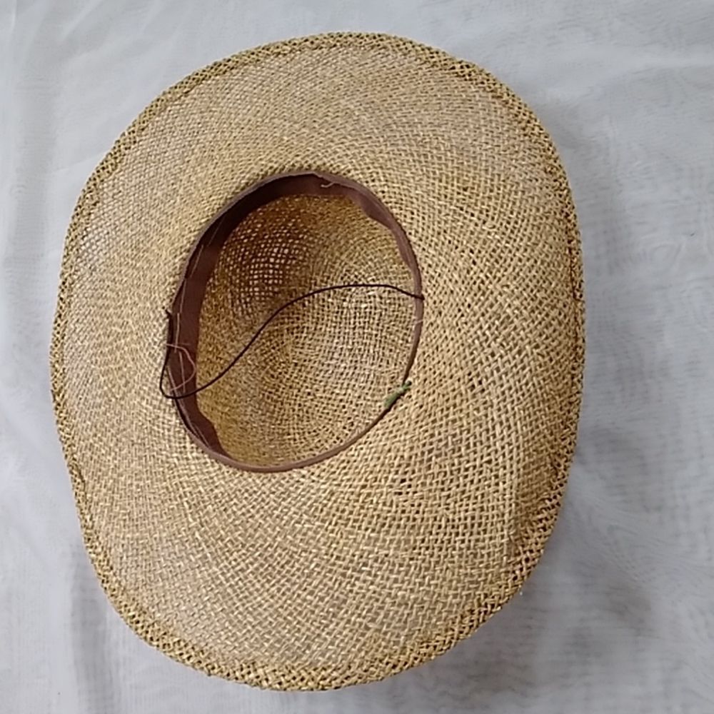 Vintage Handmade Straw Hat - Picture 4 of 6